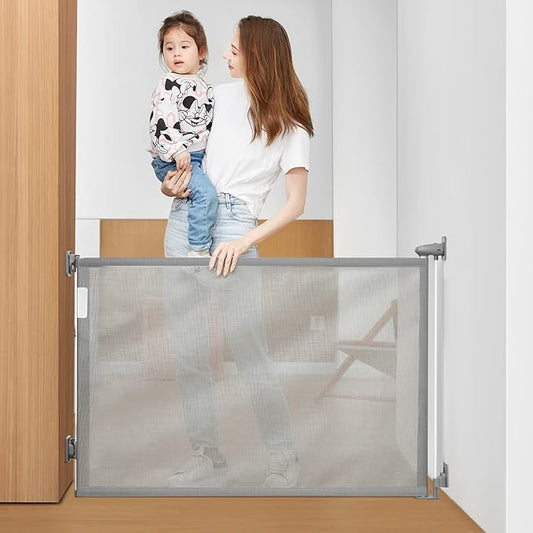 Baby Bond Doorway Safety Gate – Adjustable, Tool-Free & Childproof Barrier
